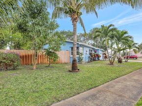 400 SW 14th Pl, Deerfield Beach FL 33441