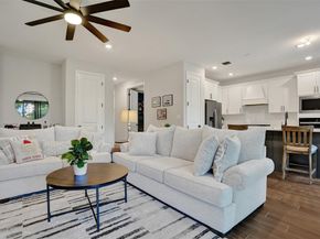 4422 S Silverwood Ln, Fort Lauderdale FL 33309