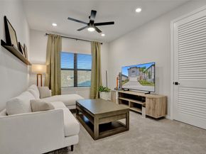 4422 S Silverwood Ln, Fort Lauderdale FL 33309