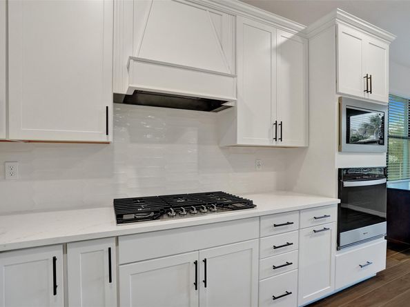 4422 S Silverwood Ln, Fort Lauderdale FL 33309
