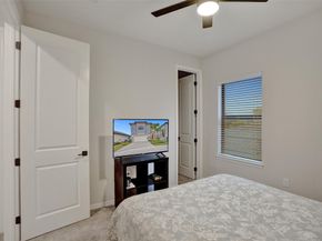 4422 S Silverwood Ln, Fort Lauderdale FL 33309