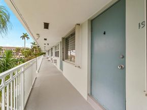 2420 S Federal Highway 19, Boynton Beach FL 33435