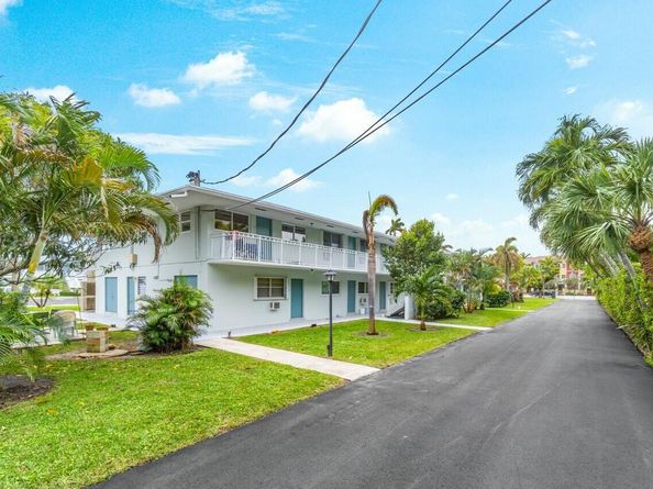 2420 S Federal Highway 19, Boynton Beach FL 33435