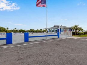 2420 S Federal Highway 19, Boynton Beach FL 33435