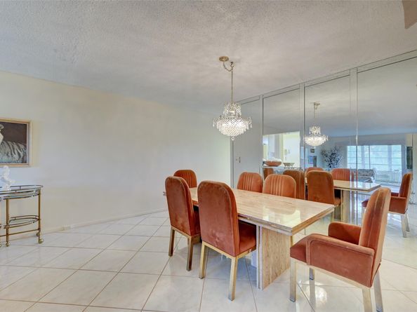 2101 Lucaya Bnd E4, Coconut Creek FL 33066