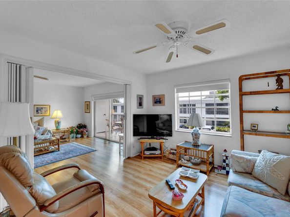 6371 Bay Club Dr 3, Fort Lauderdale FL 33308
