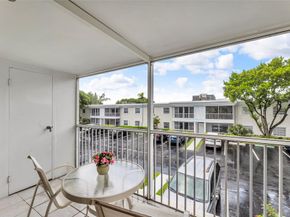6371 Bay Club Dr 3, Fort Lauderdale FL 33308