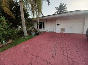 Undisclosed Address #FX-10456492, Tamarac FL 33321