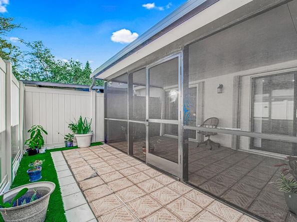 4371 Willow Pond Road C, West Palm Beach FL 33417
