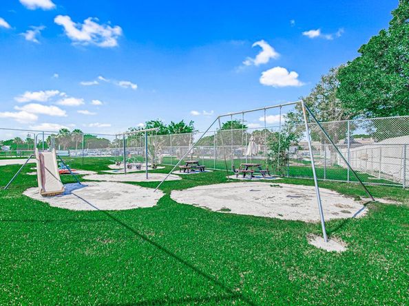 4371 Willow Pond Road C, West Palm Beach FL 33417