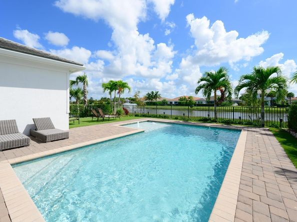 12484 Nautilus Circle, Palm Beach Gardens FL 33412