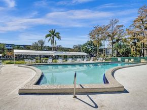 4898 NW 29th Ct 204, Lauderdale Lakes FL 33313