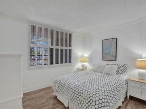 4898 NW 29th Ct 204, Lauderdale Lakes FL 33313