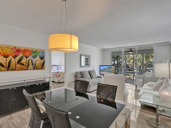 4898 NW 29th Ct 204, Lauderdale Lakes FL 33313