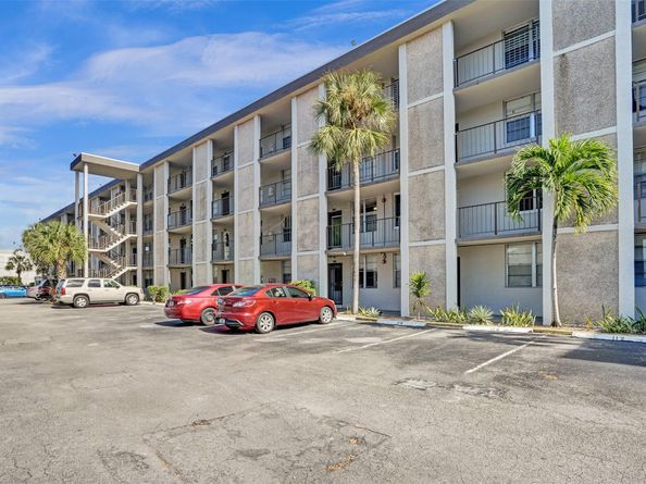 4898 NW 29th Ct 204, Lauderdale Lakes FL 33313