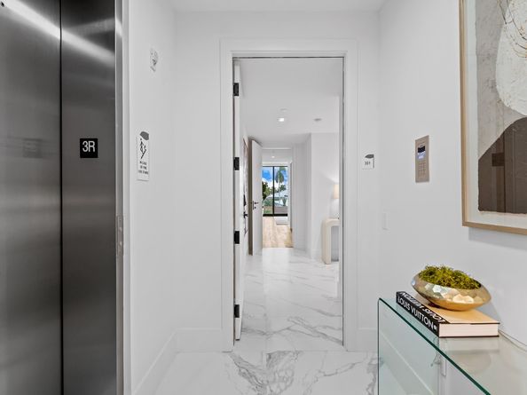 160 Isle Of Venice Dr. 301, Fort Lauderdale FL 33301