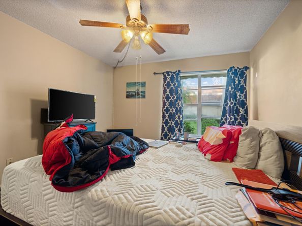 12007 Poinciana Boulevard 102, Royal Palm Beach FL 33411