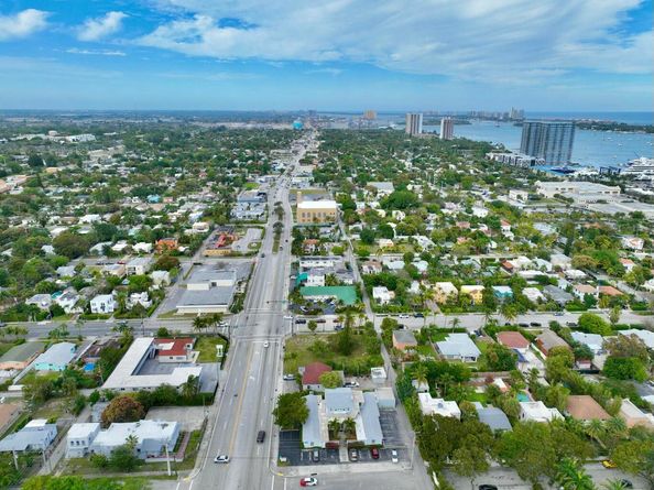 3608 Broadway Avenue, West Palm Beach FL 33407