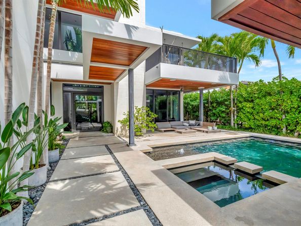 3421 Beacon Street, Pompano Beach FL 33062