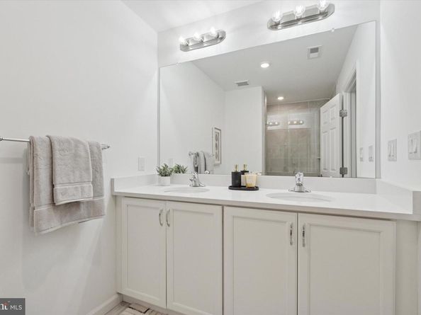 16231 River View Drive, Bristol PA 19007