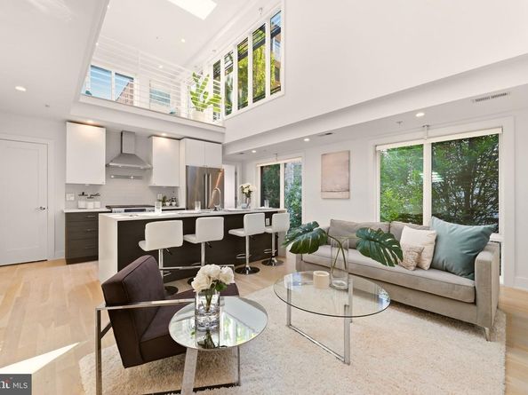 2014 Kalorama Road NW 8, Washington DC 20009