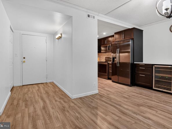 7721 Tremayne Place 202, Mclean VA 22102