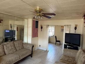 7123 Seaford Road, Upper Darby PA 19082
