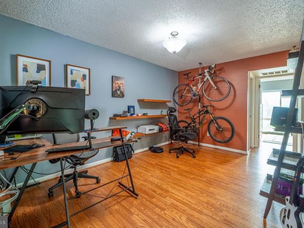 10200 Bushman Drive 114, Oakton VA 22124