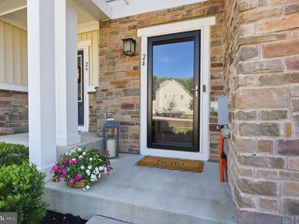 24 Griffin Way, Yardley PA 19067