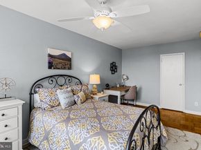 2601 Pennsylvania Avenue 1242, Philadelphia PA 19130