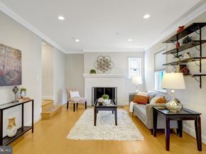 2249 N Wakefield Street N, Arlington VA 22207