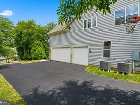 7821 Old Falls Road, Mclean VA 22102
