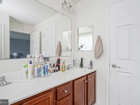 4427 Riverview Lane 48, Philadelphia PA 19129