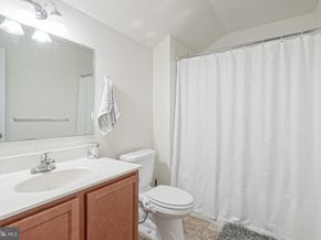 4427 Riverview Lane 48, Philadelphia PA 19129
