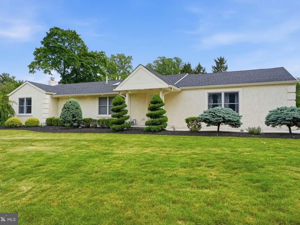 3637 Buck Road, Huntingdon Valley PA 19006
