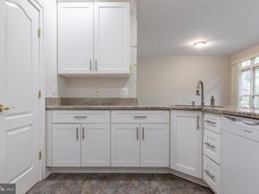 9551 Lagersfield Circle, Vienna VA 22181