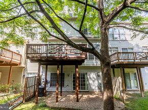 9551 Lagersfield Circle, Vienna VA 22181