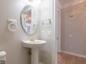 9551 Lagersfield Circle, Vienna VA 22181
