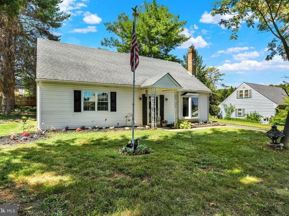 3032 Gilbert Drive, Bensalem PA 19020