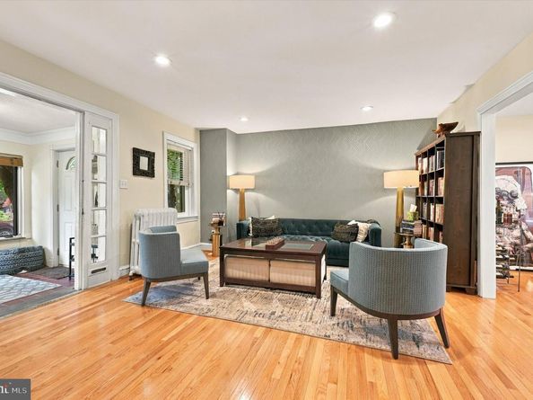 328 Glen Echo Road, Philadelphia PA 19119