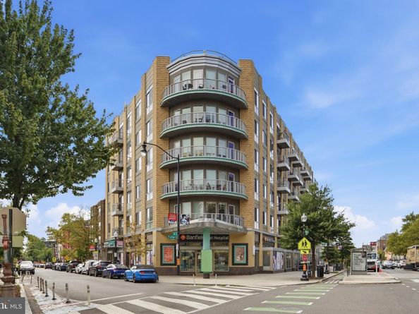 2550 17TH Street NW 202, Washington DC 20009