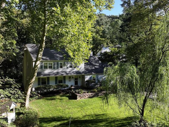 305 Garrison Way, Gulph Mills PA 19428