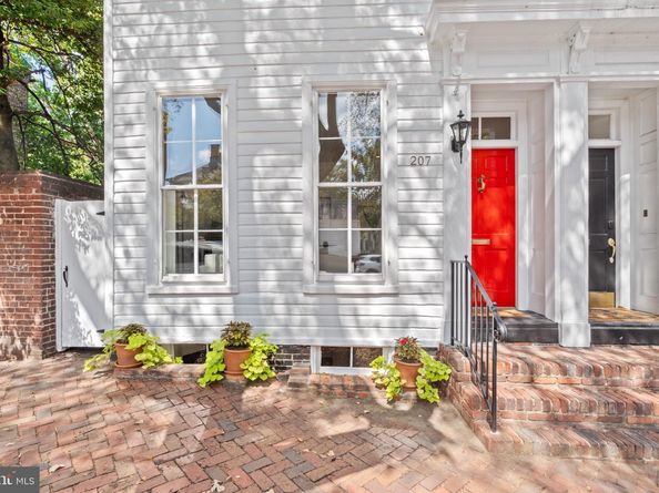 207 Cameron Street, Alexandria VA 22314
