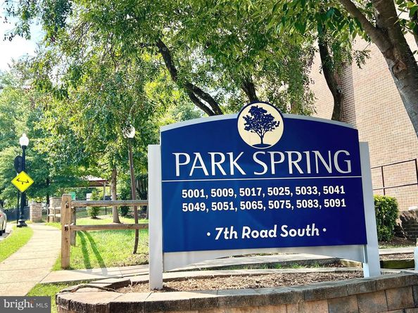 5083 7TH Road S T2, Arlington VA 22204