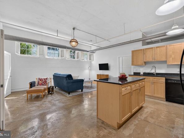 440 12TH Street NE 9, Washington DC 20002