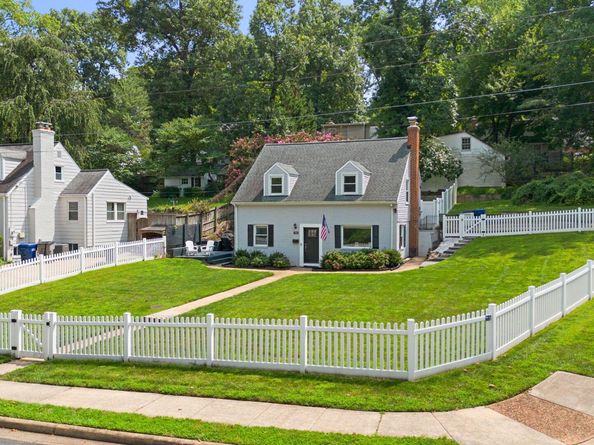 7011 Jefferson Avenue, Falls Church VA 22042