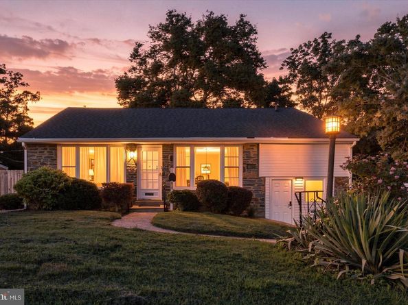 2211 Rhonda Road, Broomall PA 19008