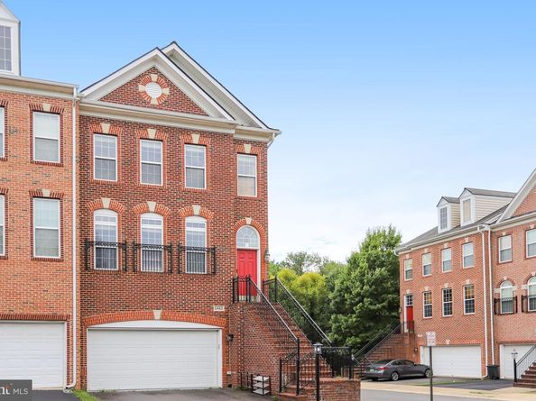 2463 Silk Court, Herndon VA 20171