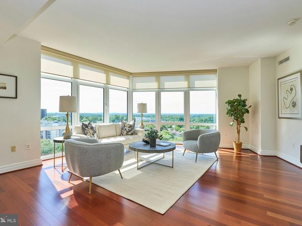 8220 Crestwood Heights Drive 1417, Mclean VA 22102