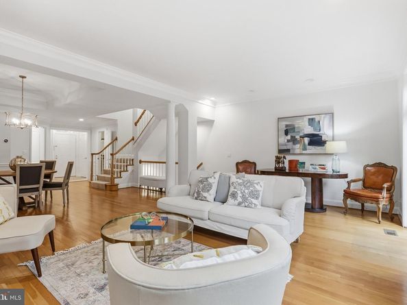 4006 Highwood Court NW, Washington DC 20007
